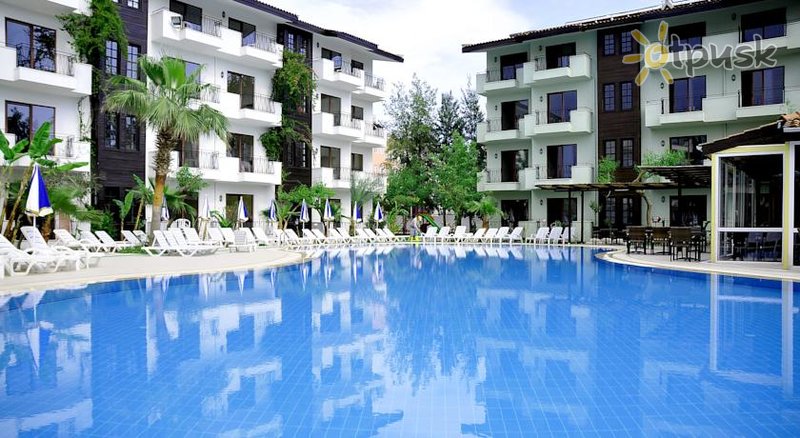 Фото отеля Lemas Suite Hotel by Kulabey 3* Сиде Турция экстерьер и бассейны