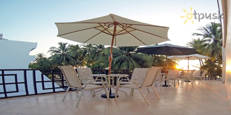 Фото отеля Sun Tan Beach 3* Южный Мале Атолл Мальдивы экстерьер и бассейны