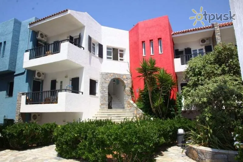 Фото отеля Sweet Memory Apartments 4* о. Крит – Іракліон Греція екстер'єр та басейни