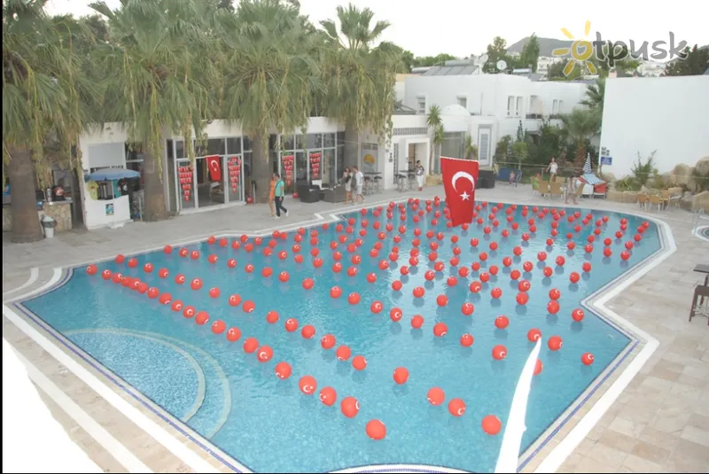 Фото отеля Peda Sun Club Hotel 4* Bodrumas Turkija išorė ir baseinai