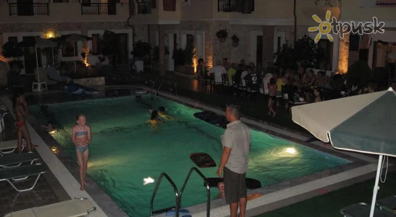 Фото отеля Apollo City Hotel 3* Kreta – Heraklionas Graikija išorė ir baseinai