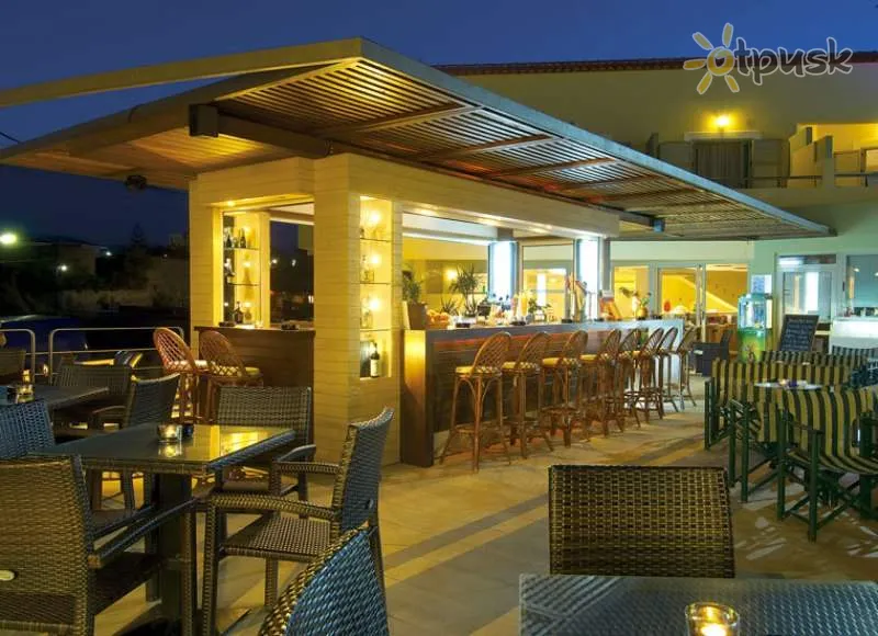 Фото отеля Bella Pais Hotel 2* о. Крит – Ханья Греція бари та ресторани