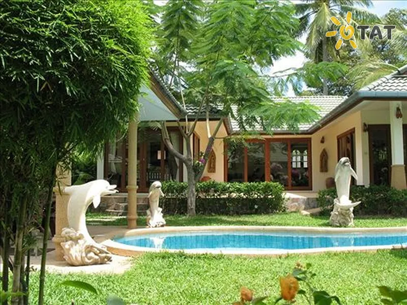 Фото отеля Idyllic Samui Oceanfront Resort & Villas 4* о. Самуї Таїланд екстер'єр та басейни