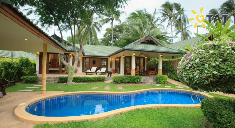 Фото отеля Idyllic Samui Oceanfront Resort & Villas 4* о. Самуї Таїланд екстер'єр та басейни