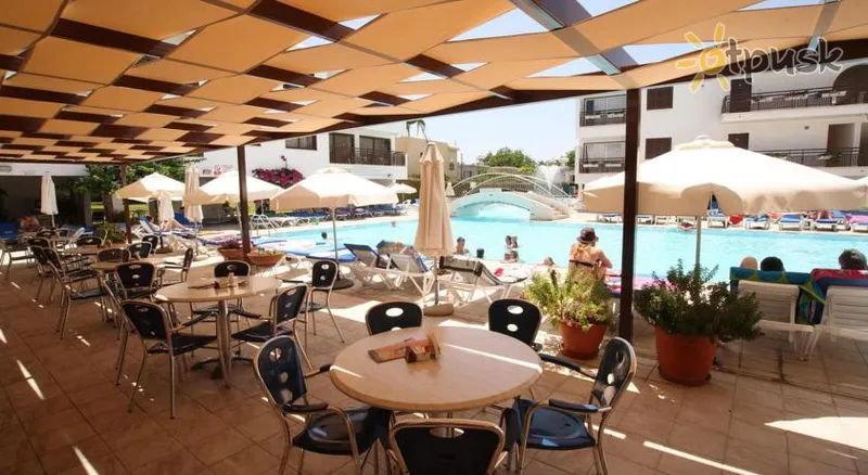Фото отеля Sofianna Resort & Spa 4* Patosas Kipras barai ir restoranai