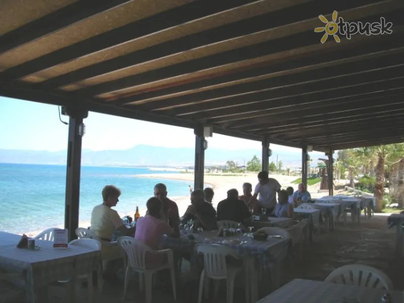 Фото отеля Souli Beach Hotel 2* Пафос Кипр бары и рестораны