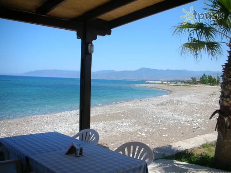 Фото отеля Souli Beach Hotel 2* Пафос Кіпр бари та ресторани