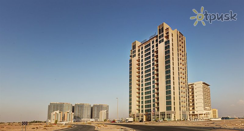 Фото отеля Abidos Hotel Apartment Dubailand 4* Дубай ОАЭ экстерьер и бассейны