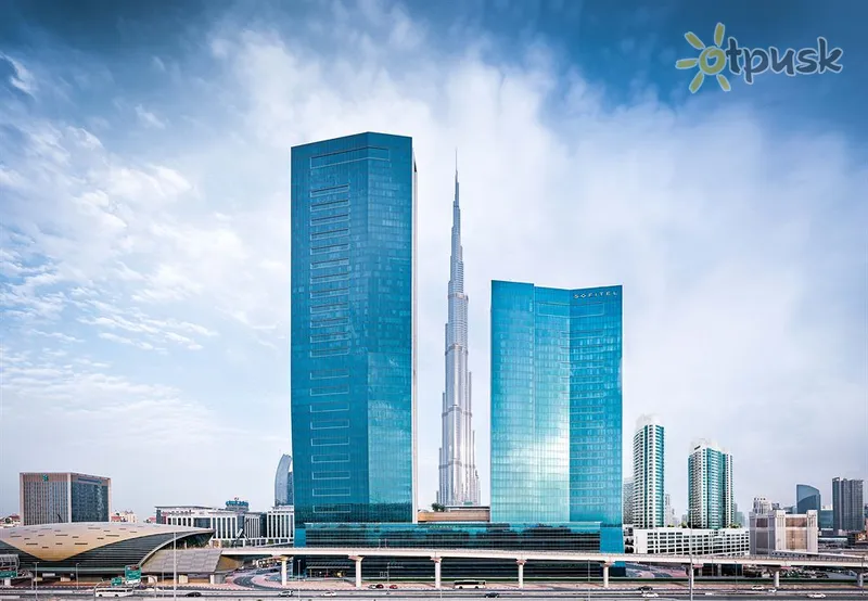 Фото отеля Sofitel Dubai Downtown 5* Дубай ОАЭ экстерьер и бассейны