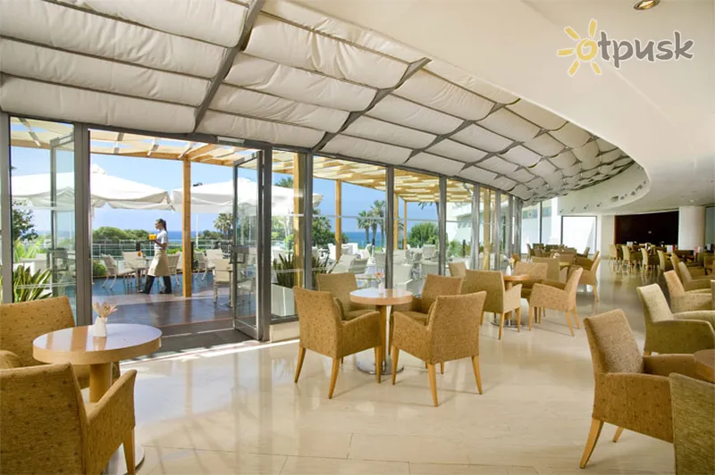 Фото отеля Louis Imperial Beach Hotel 4* Patosas Kipras barai ir restoranai