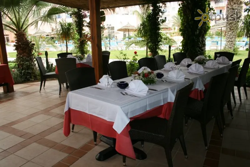 Фото отеля Eden Yasmine Hotel & Spa 4* Hammamets Tunisija bāri un restorāni