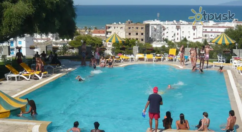 Фото отеля Les Mimosas Hotel 3* Tabarka Tunisas išorė ir baseinai