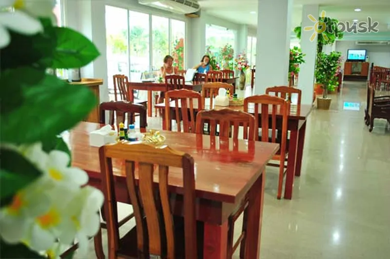 Фото отеля Karon Village Hotel & Bungalow 3* о. Пхукет Таїланд бари та ресторани