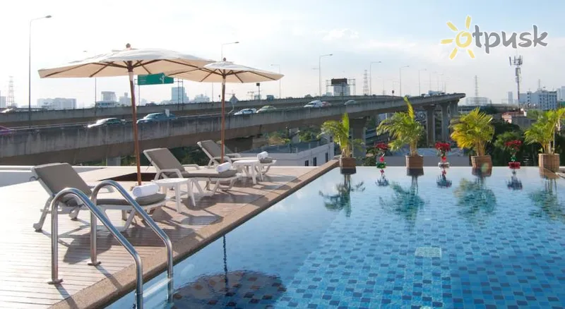 Фото отеля The Patra 3* Бангкок Таїланд екстер'єр та басейни