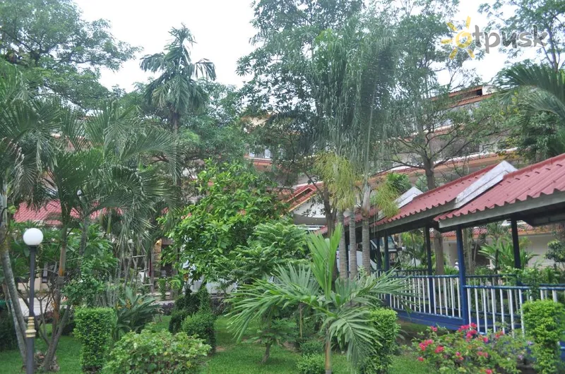 Фото отеля Marble Garden View Hotel & Resort Pattaya 3* Pataja Tailandas išorė ir baseinai