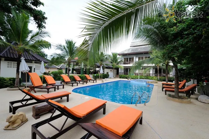 Фото отеля The Beach Garden Resort Pattaya 3* Pataja Tailandas išorė ir baseinai