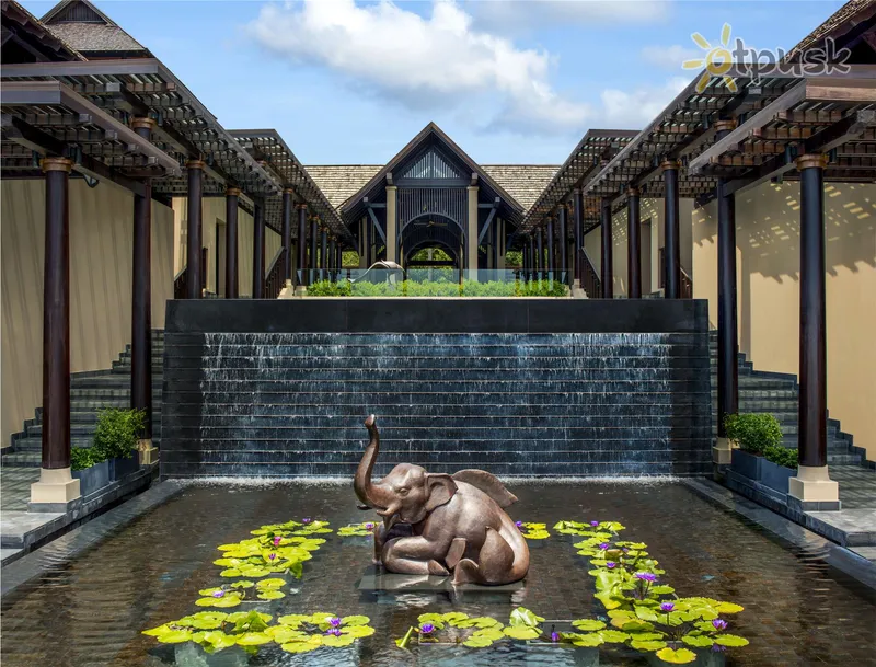 Фото отеля Vana Belle, A Luxury Collection Resort 5* о. Самуи Таиланд экстерьер и бассейны