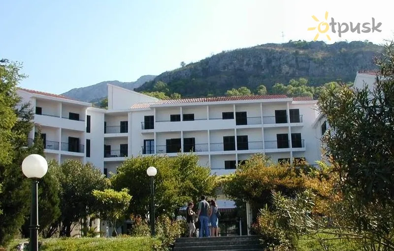 Фото отеля Sumadija 2* Rafailoviči Melnkalne ārpuse un baseini