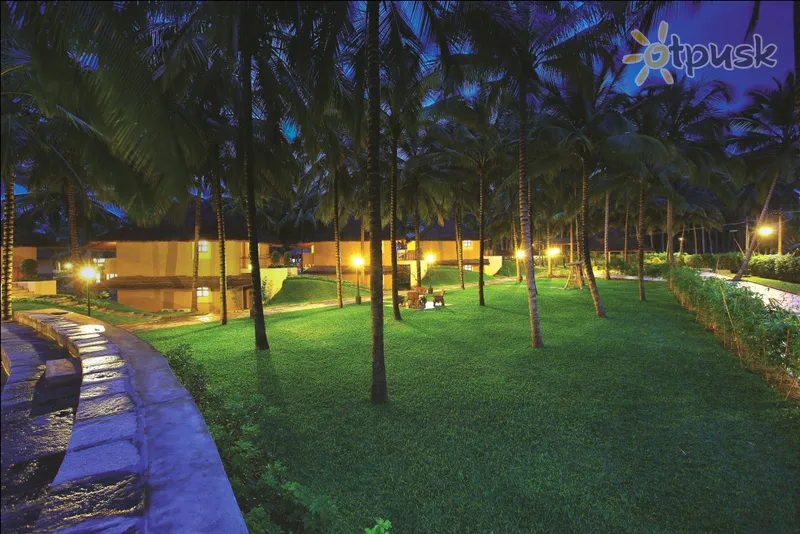 Фото отеля Coco Lagoon by Great Mount Resort 5* Керала Індія екстер'єр та басейни