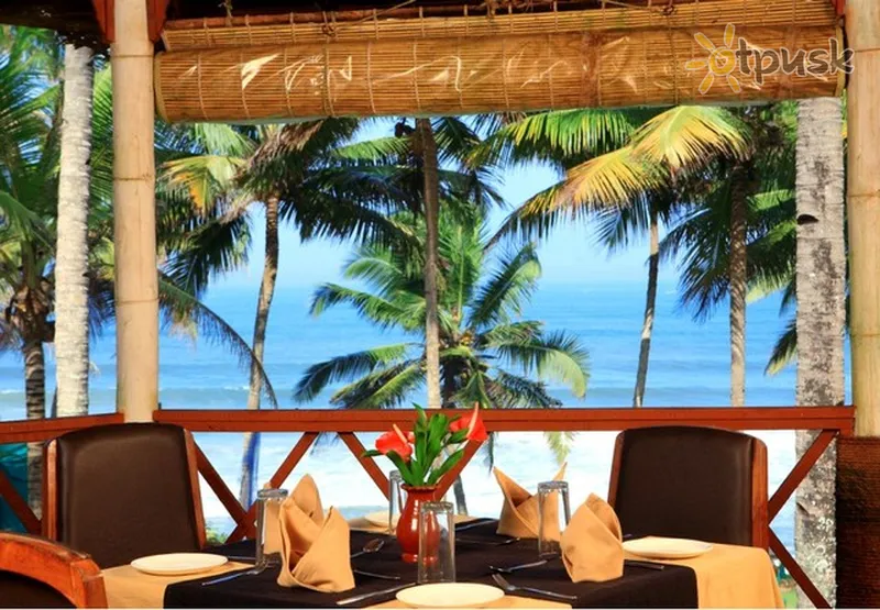 Фото отеля Krishnatheeram Ayur Holy Beach Resort 3* Керала Индия бары и рестораны