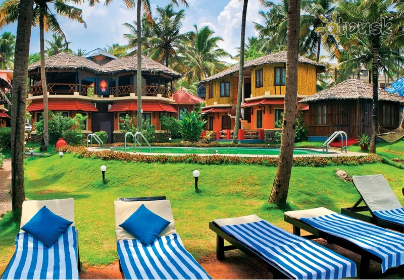 Фото отеля Krishnatheeram Ayur Holy Beach Resort 3* Керала Індія екстер'єр та басейни