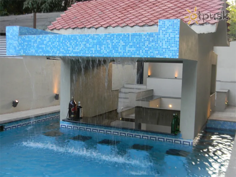 Фото отеля Resort De Crossroads 3* Північний Гоа Індія екстер'єр та басейни
