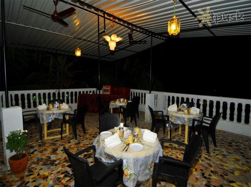 Фото отеля Sunrise Beach Resort 2* Северный Гоа Индия бары и рестораны