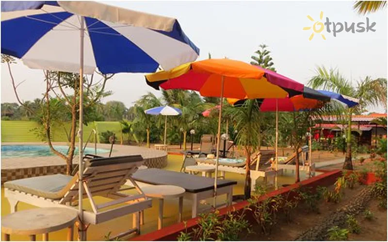 Фото отеля Morjim Beach Resort 3* Північний Гоа Індія екстер'єр та басейни