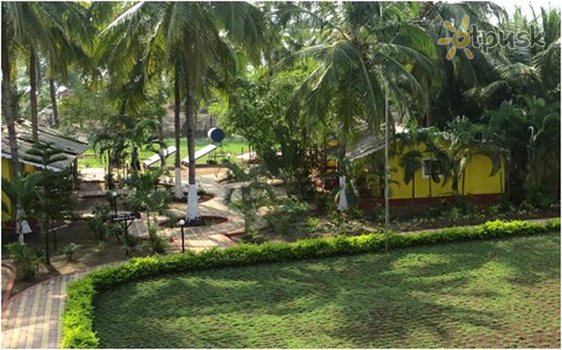 Фото отеля Morjim Beach Resort 3* Северный Гоа Индия экстерьер и бассейны