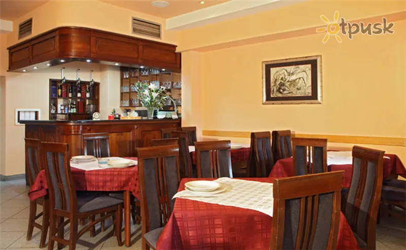 Фото отеля Palace Hotel 3* Герцег Нові Чорногорія бари та ресторани