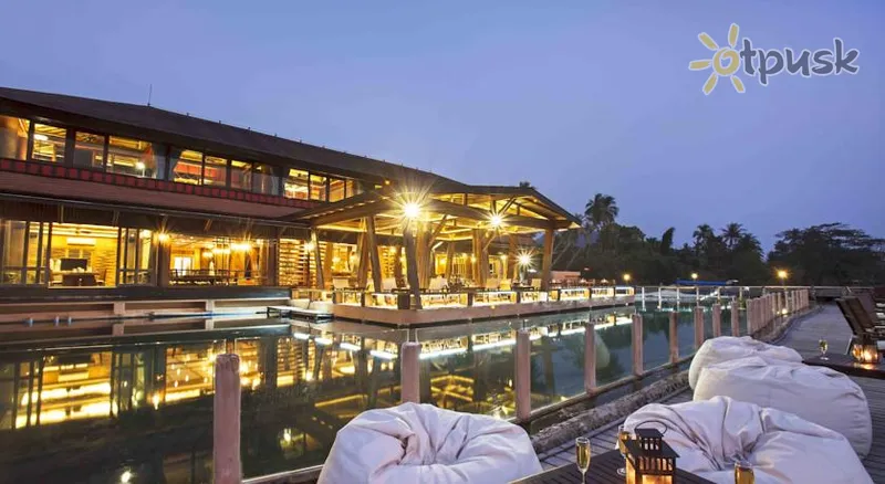 Фото отеля Parama Koh Chang Resort 5* о. Чанг Таиланд экстерьер и бассейны