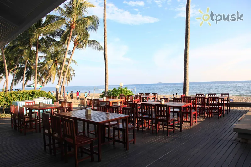 Фото отеля Rayong Chalet Resort 3* Паттайя Таиланд бары и рестораны