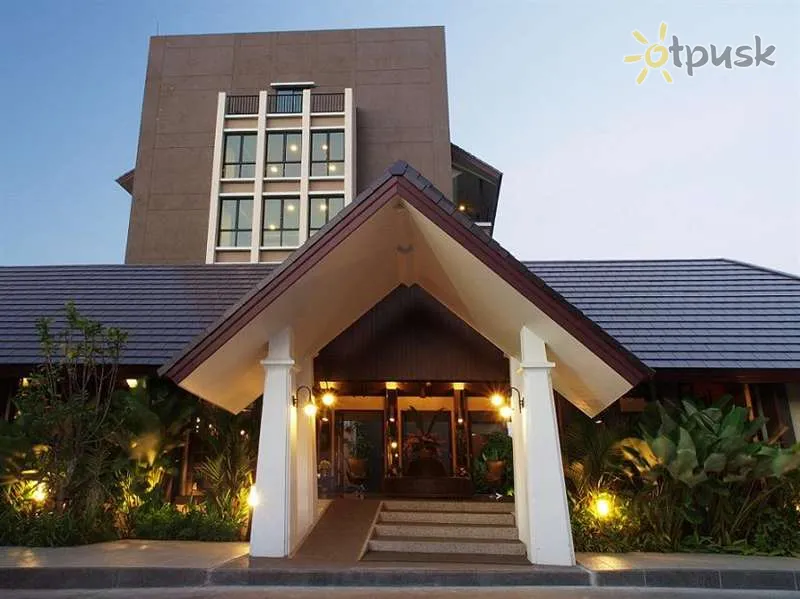 Фото отеля The Radiance Pattaya 4* Паттайя Таїланд екстер'єр та басейни