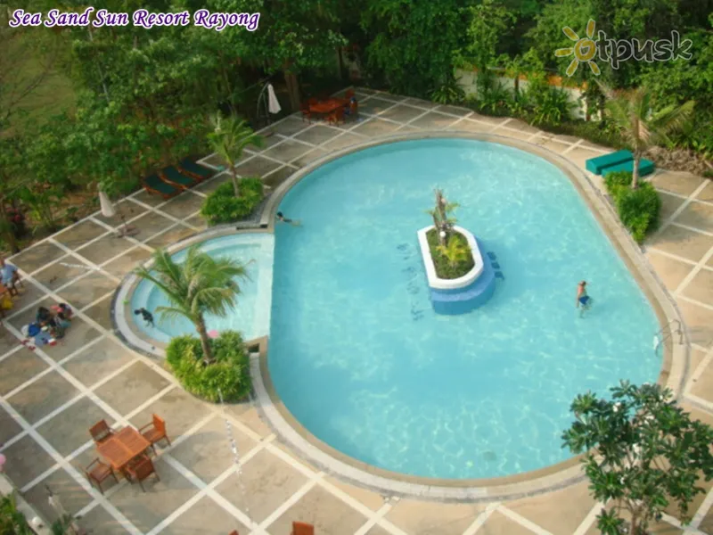 Фото отеля Sea Sand Sun Resort Rayong 3* Pataja Tailandas išorė ir baseinai