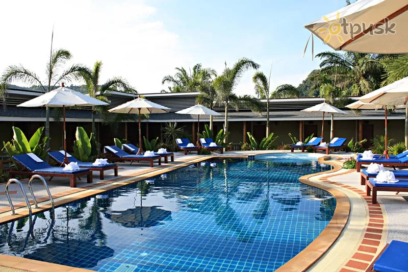 Фото отеля Aonang Phutawan Resort 2* Краби Таиланд экстерьер и бассейны