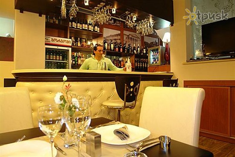 Фото отеля City Hotel 4* Тбилиси Грузия бары и рестораны