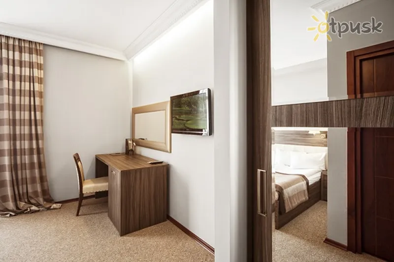 Фото отеля Cruise Hotel 3* Tbilisi Gruzija cipariem