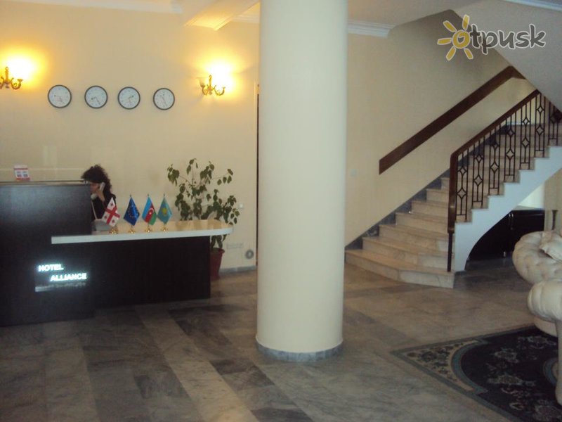 Фото отеля Alliance Hotel 3* Тбилиси Грузия лобби и интерьер