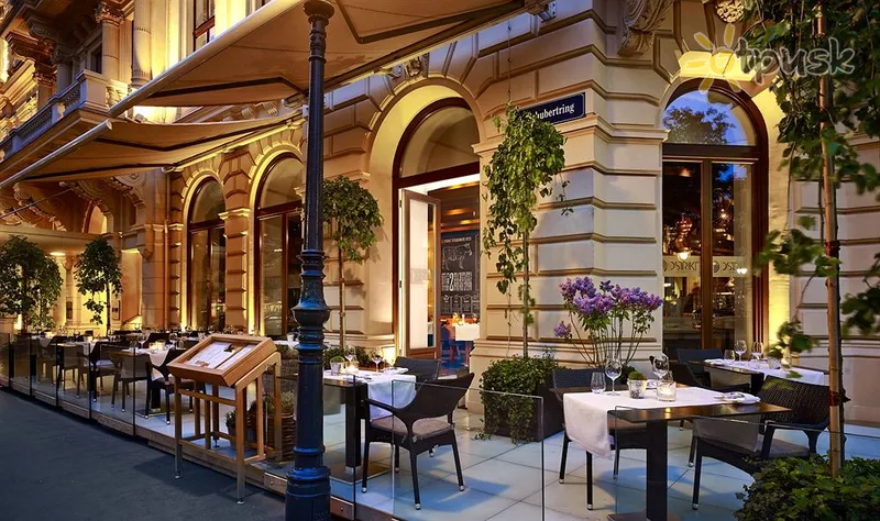 Фото отеля The Ritz-Carlton, Vienna 5* Vēna Austrija ārpuse un baseini