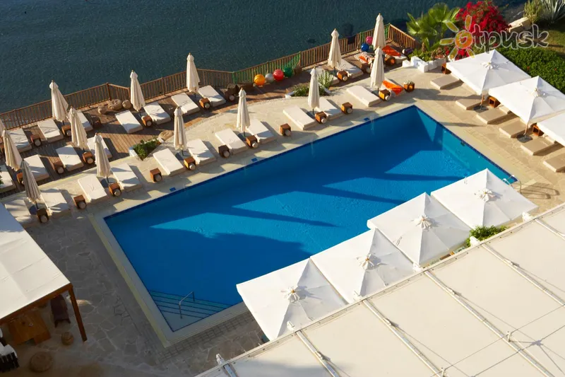 Фото отеля Londa Beach Hotel 5* Limasolis Kipras išorė ir baseinai