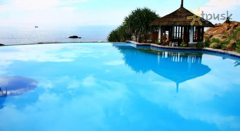 Фото отеля Spa Village 3* Фант'єт В'єтнам екстер'єр та басейни