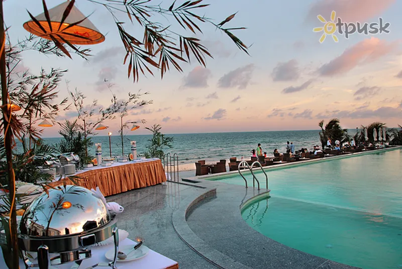 Фото отеля Villa Del Sol - Beach Villas & Spa 4* Фантьет Вьетнам экстерьер и бассейны