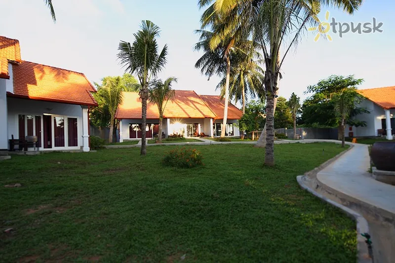 Фото отеля Terrace Resort Phu Quoc 3* о. Фукуок Вьетнам экстерьер и бассейны