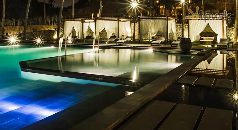 Фото отеля Aroma Beach Resort & Spa 4* Фант'єт В'єтнам екстер'єр та басейни