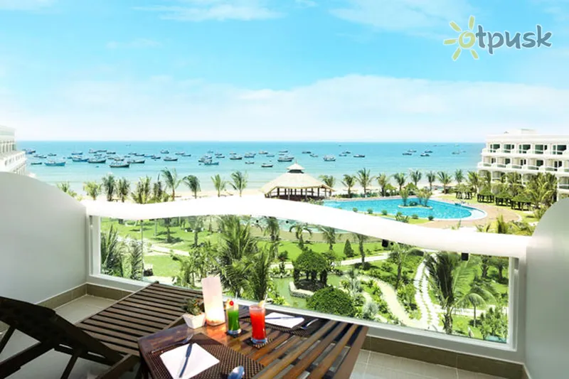 Фото отеля The Sailing Bay Beach Resort 4* Фант'єт В'єтнам номери