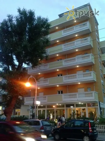 Фото отеля Linda Villa Hotel (Riccione) 3* Rimini Itālija ārpuse un baseini
