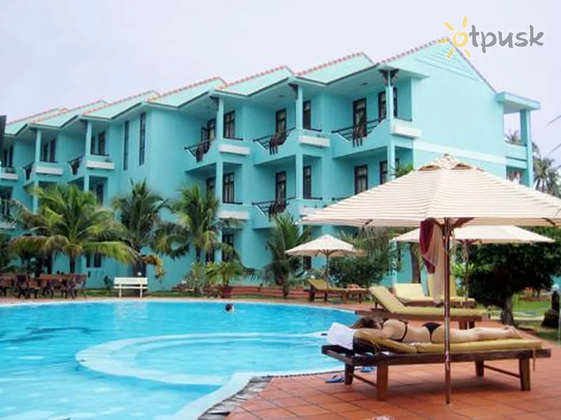 Фото отеля Tien Phat Resort 2* Фантьет Вьетнам экстерьер и бассейны