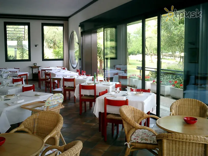 Фото отеля Ideal Hotel Sirmione 4* Оз. Гарда Італія бари та ресторани