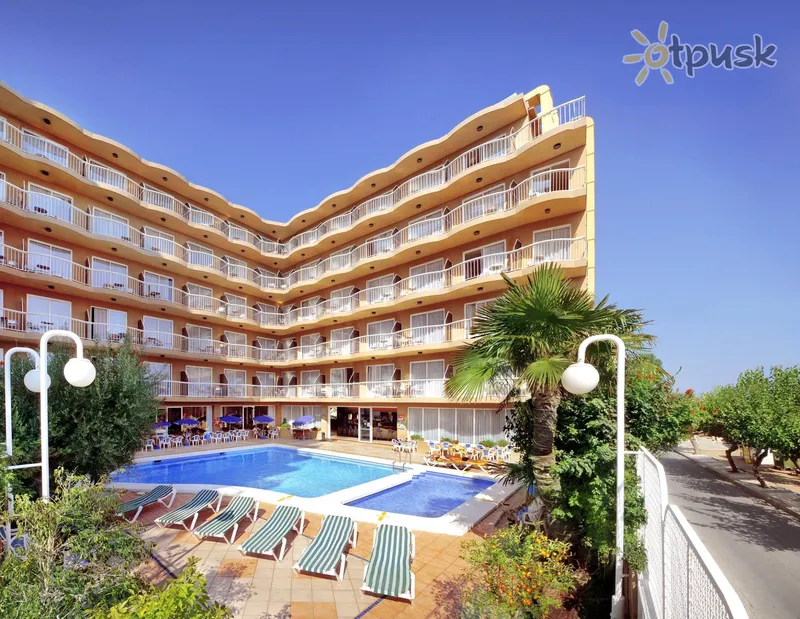 Фото отеля Volga Hotel 4* Kosta del Maresme Spānija ārpuse un baseini