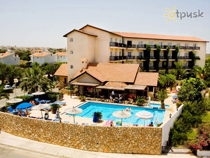 Фото отеля Anais Bay Hotel 3* Protaras Kipras išorė ir baseinai
